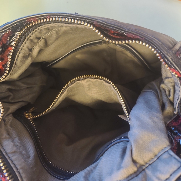 Diesel Women's Black & Red Shoulder Bag - Picture 2 of 13